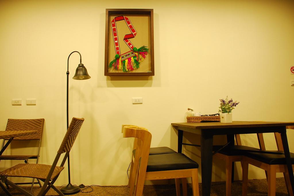 Taipei Livepal Hostel Exterior photo