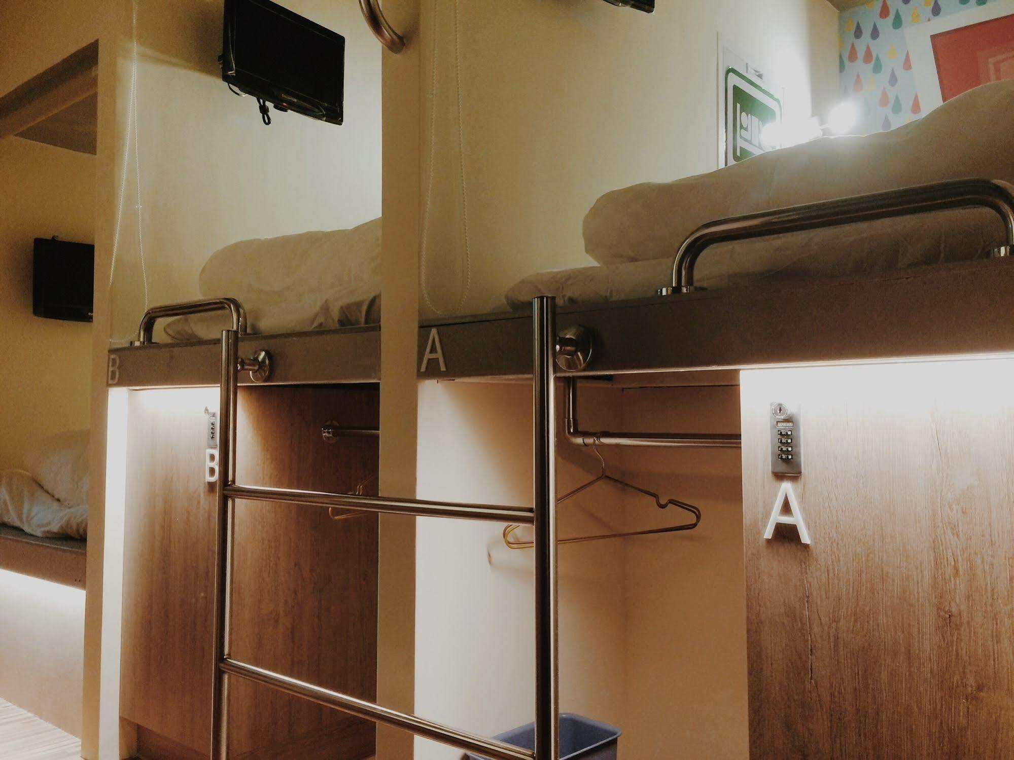 Taipei Livepal Hostel Exterior photo